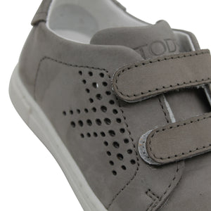 ViaMonte Shop | Tod's bambino sneakers grigia in pelle scamosciata