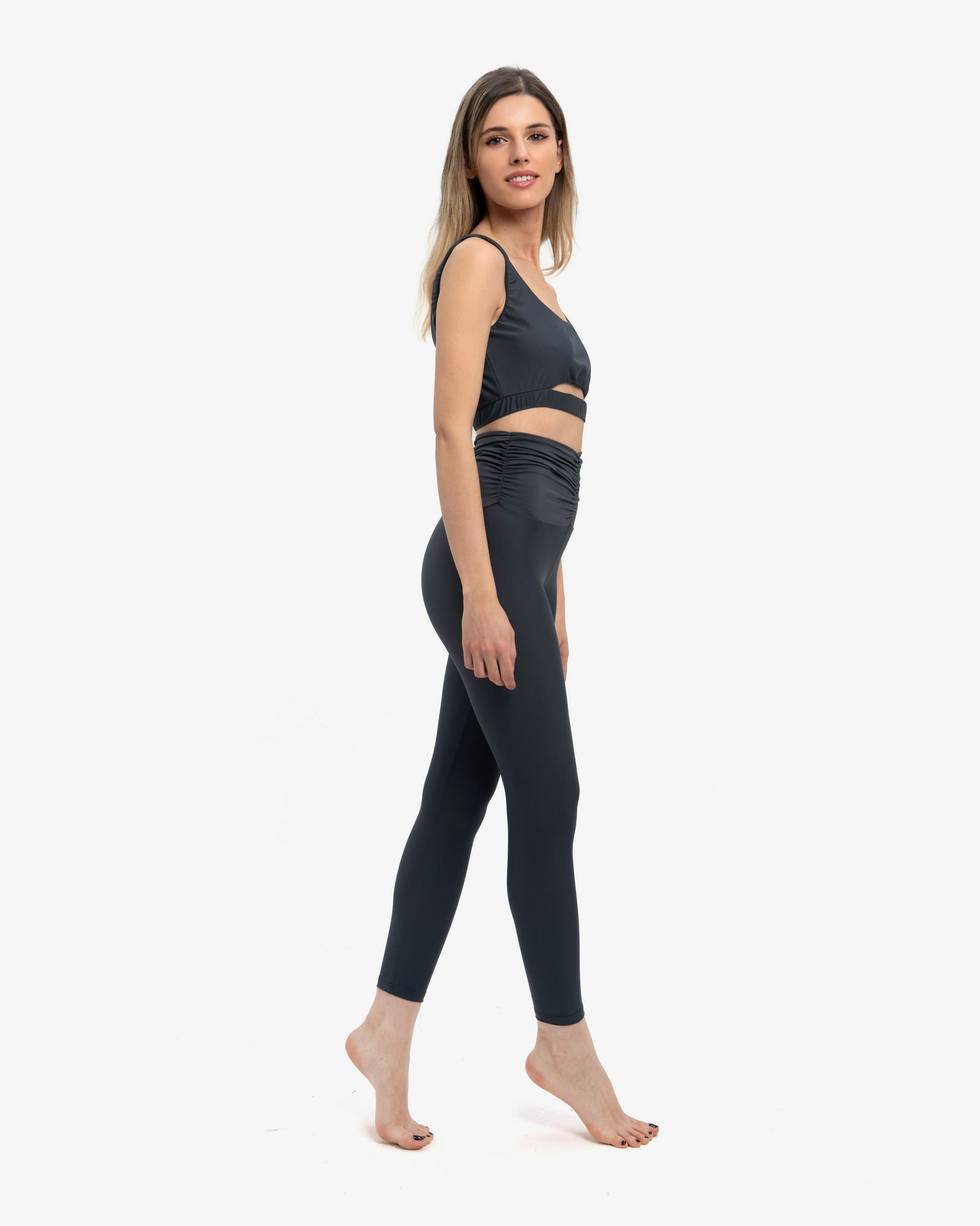 Top Dora sartoriale