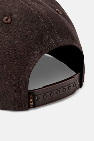 Filson Mallard Graphic Trucker cappello in cotone marone | ViaMonte Shop