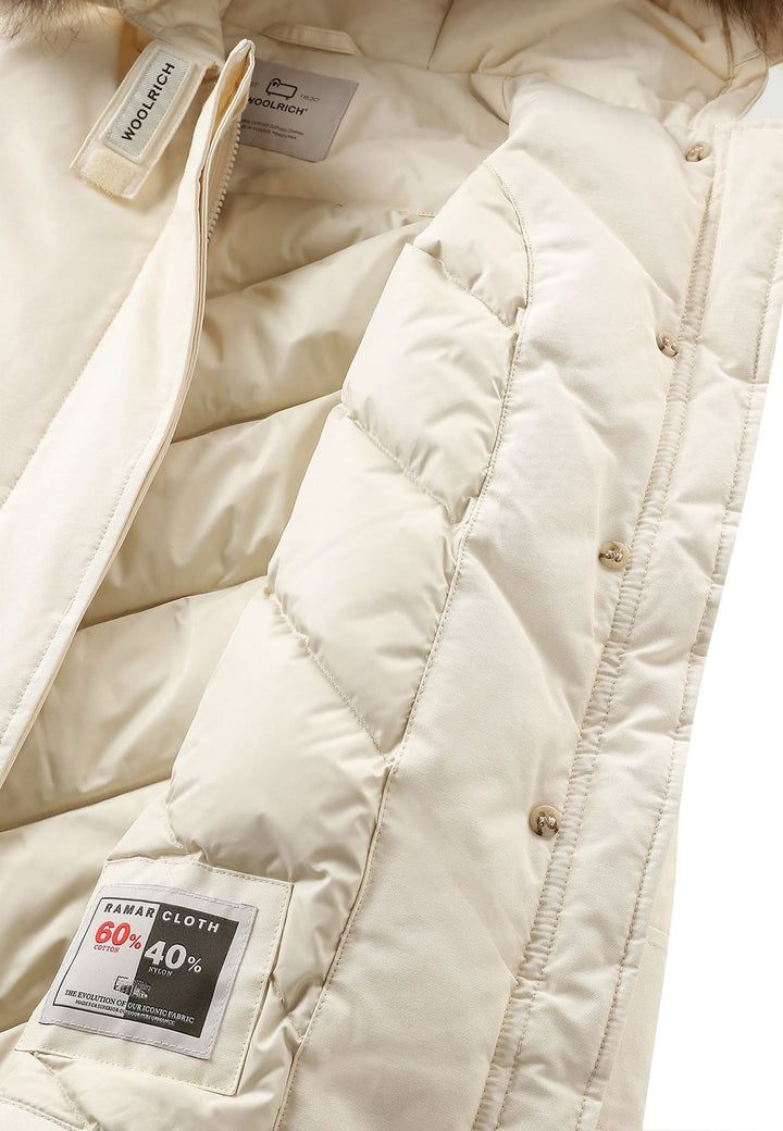 Giubbino bambina Woolrich kids Arctic Raccoon Parka bianco in tessuto Ramar Cloth